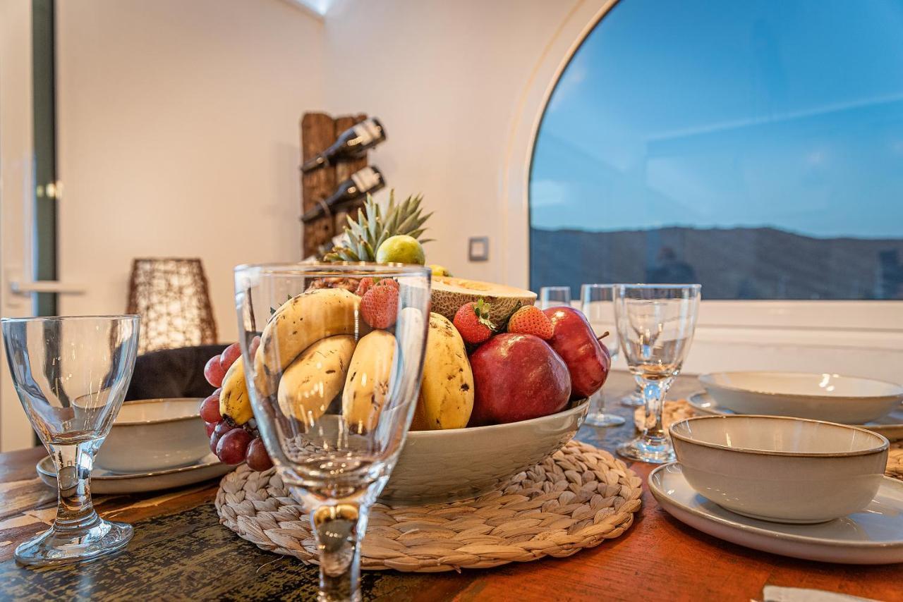 Mogan Luxury Apartment, Sea Views, Jacuzzi And Sauna. エクステリア 写真