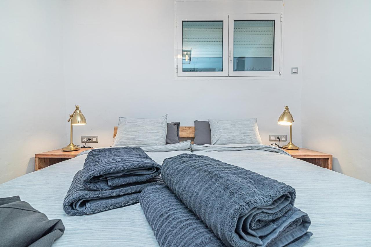 Mogan Luxury Apartment, Sea Views, Jacuzzi And Sauna. エクステリア 写真